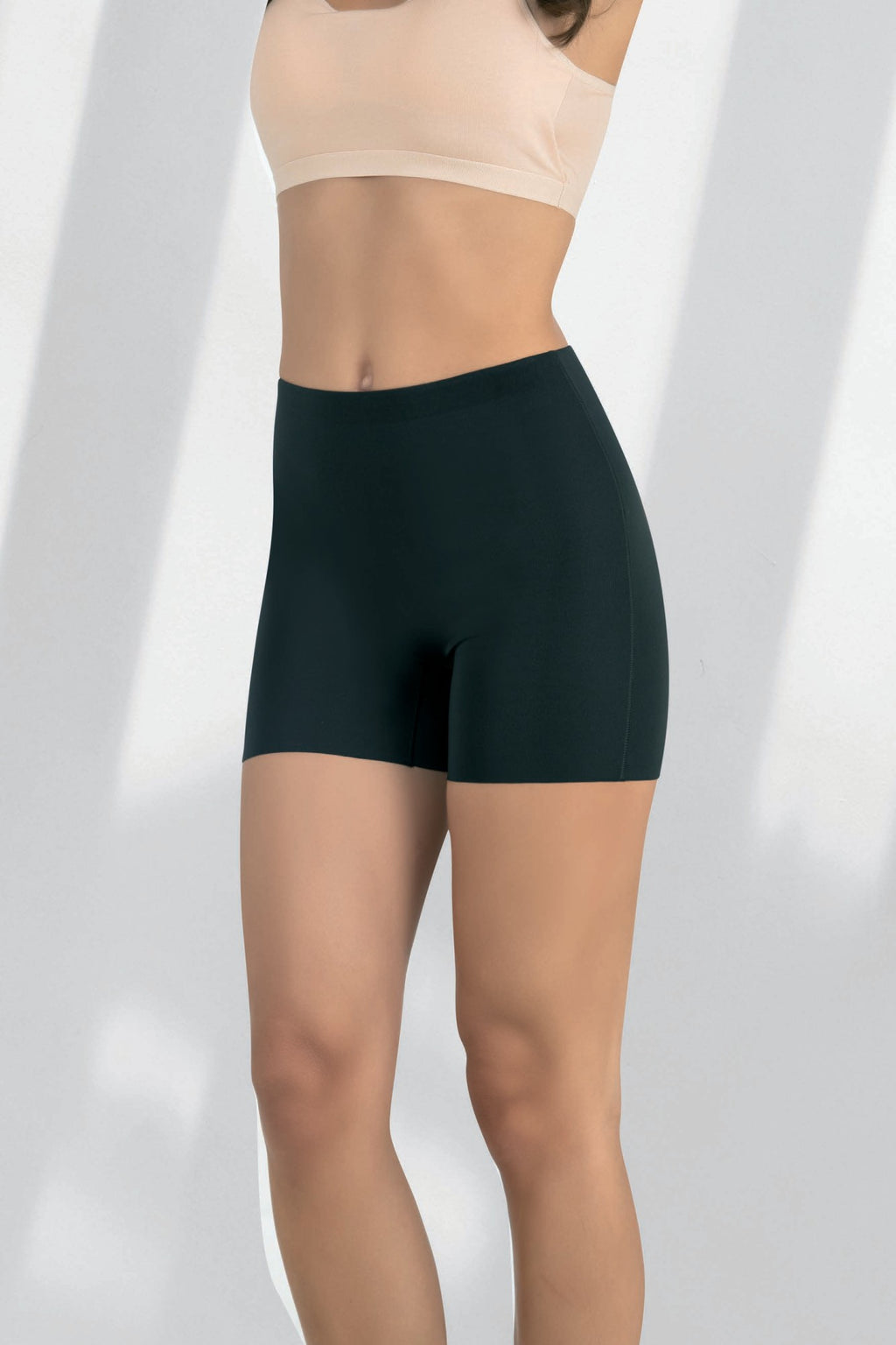 Fabony Lazer Kesim Silikonlu Kadın Boxer